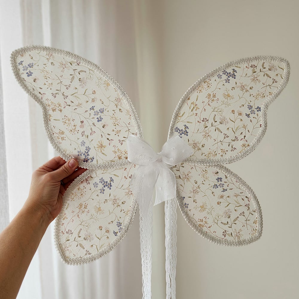 Image of Wildflower linen wings (large)