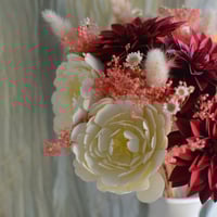 Image 5 of Bouquet  Aurora