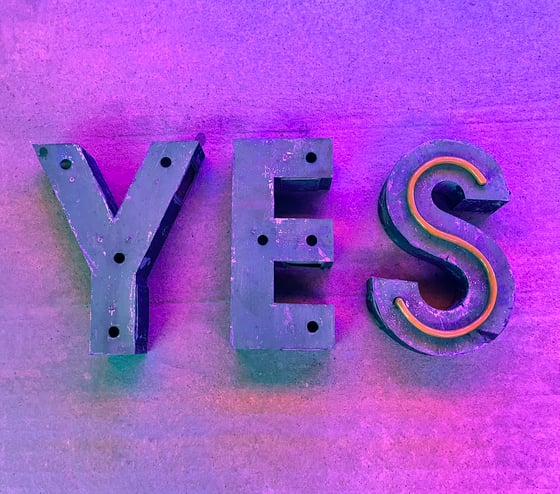 Image of 'YES' Vintage Neon Sign