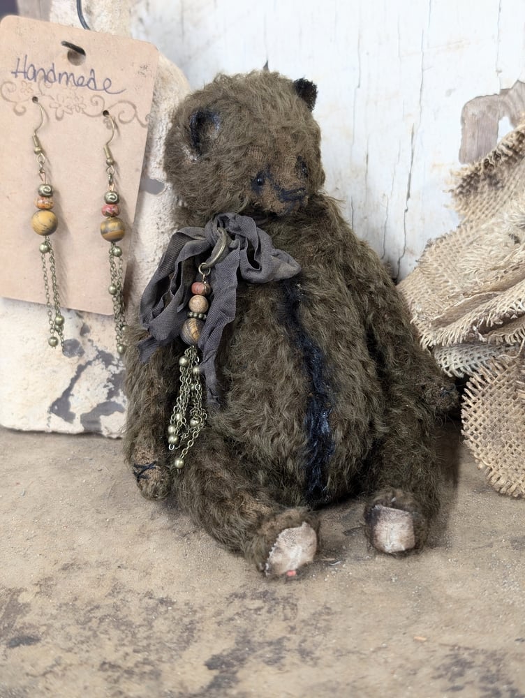 Image of 7"  Vintage  Style Chocolate MOHAIR bear - with FREE handmade earrings by Whendi's Bears