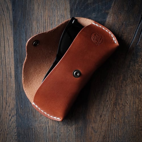 Image of Glasses case (cognac)