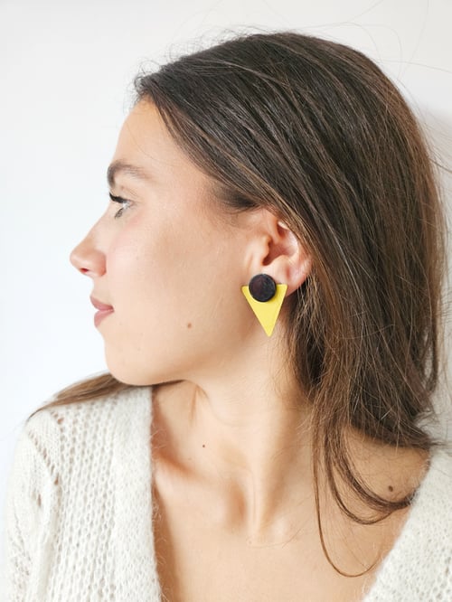 Image of Pendientes TRIANGELU - Amarillo