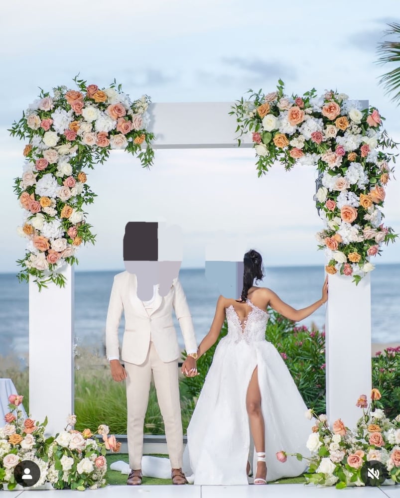 Image of Square arch wood white backdrop