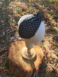 Image 2 of Black & White Tiny Flower Turban Twist Headband 