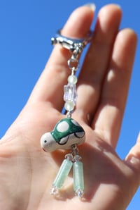Image 2 of turtle keychain
