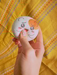 Image 2 of Squeaking Manjuu