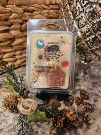 Image 2 of Spiced gingerbread vanilla latte -a Rockytop custom houseblend 