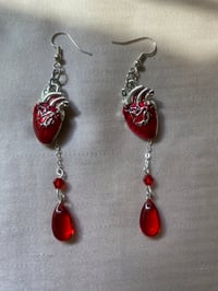 Image 4 of Heart Ache Necklace and earrings