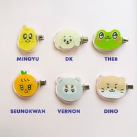 Image 4 of Seventeen Acrylic Hair Clips
