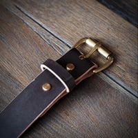 Image 2 of Old Dutch Belt. (Dark Havanna)