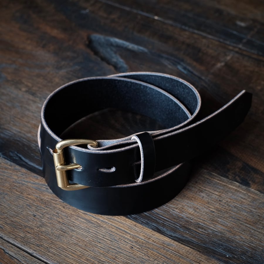 Image of Old Dutch Belt. (black)