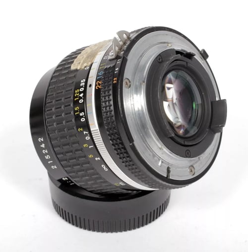 Image of Nikon Nikkor 24mm F2 AI-S lens for all F mount cameras #4540/#4543