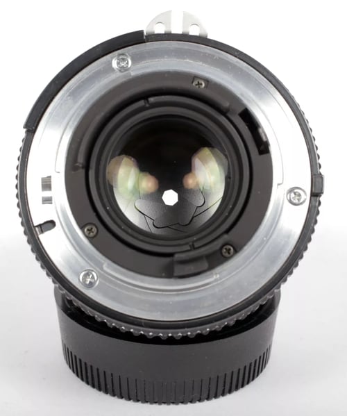 Image of Nikon Nikkor 24mm F2 AI-S lens for all F mount cameras #4540/#4543