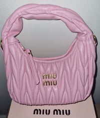 Image 2 of MM matelassé Wander bag