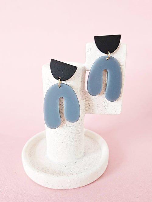 Image of Pendientes IRIS - azul noche y negro