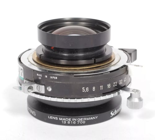 Image of Schneider Symmar S 120mm F5.6 lens in Copal #0 shutter #4547 (700) 