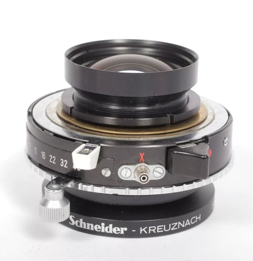 Image of Schneider Symmar S 120mm F5.6 lens in Copal #0 shutter #4547 (700) 