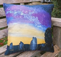 Avebury cushion 