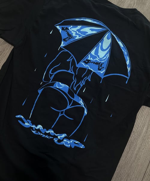 Image of Umbrella Girl Rain Drip Tee (med/3X)