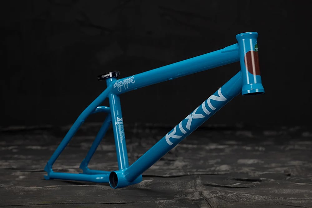 Image of Rixin Billy Perry Big Apple Frame