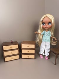 Image 11 of miniature Rotating drawer cabinet；dollhouse furniture；dollhouse chest of drawer