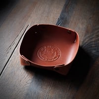 Image 2 of Old Dutch valet tray "supporter of good times" (cognac)