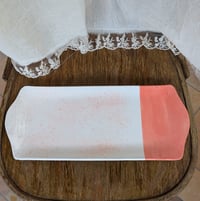 Image 1 of Plat à Cake