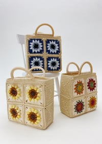 Image of Granny Square Shopping Bag in 1:12 scale