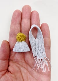 Image of Pompom hat and scarf for a 1:12 scale doll