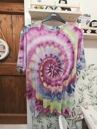 2XL spiral ice dyed T