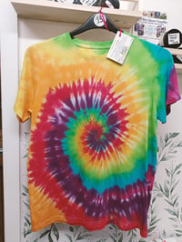 Age 15 rainbow spiral T