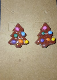 Image 1 of Brownie or icecream sandwich  tree studs