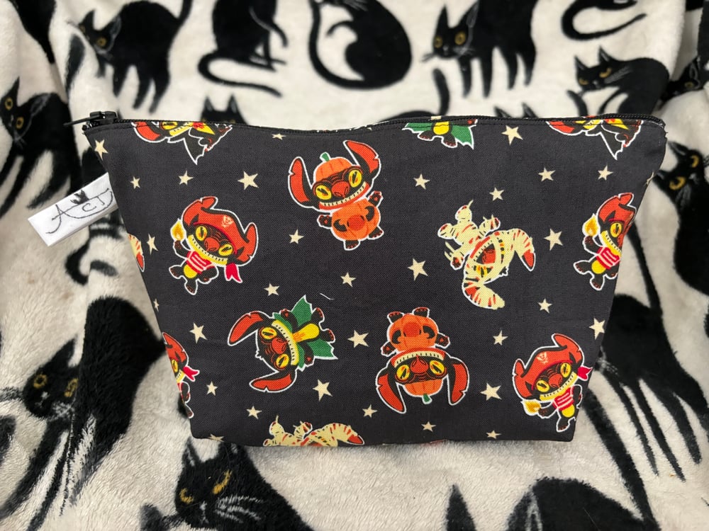 Image of Halloween Alien Zipper Pouch