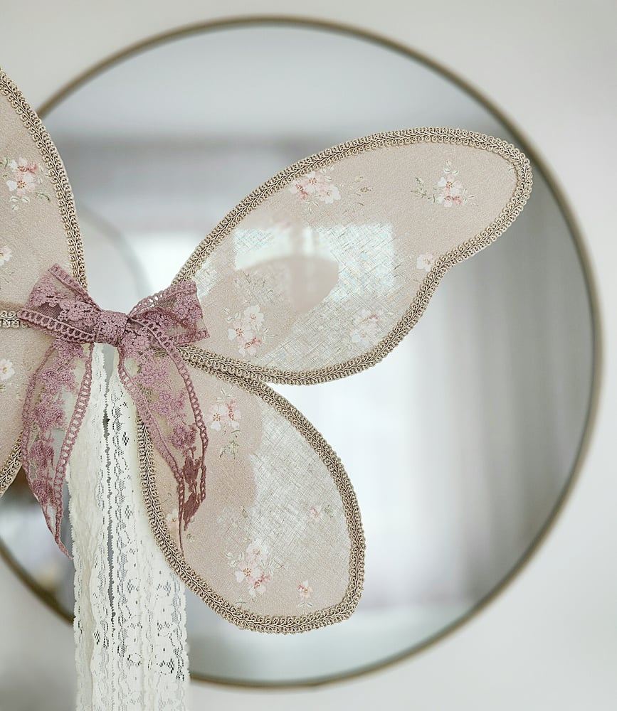 Image of Mauve Linen wings (Large)