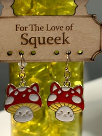 Image of *Kittie and Mushroom Charm!