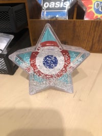 Image 18 of Snow shaped Rock ‘n’ Roll snow globes