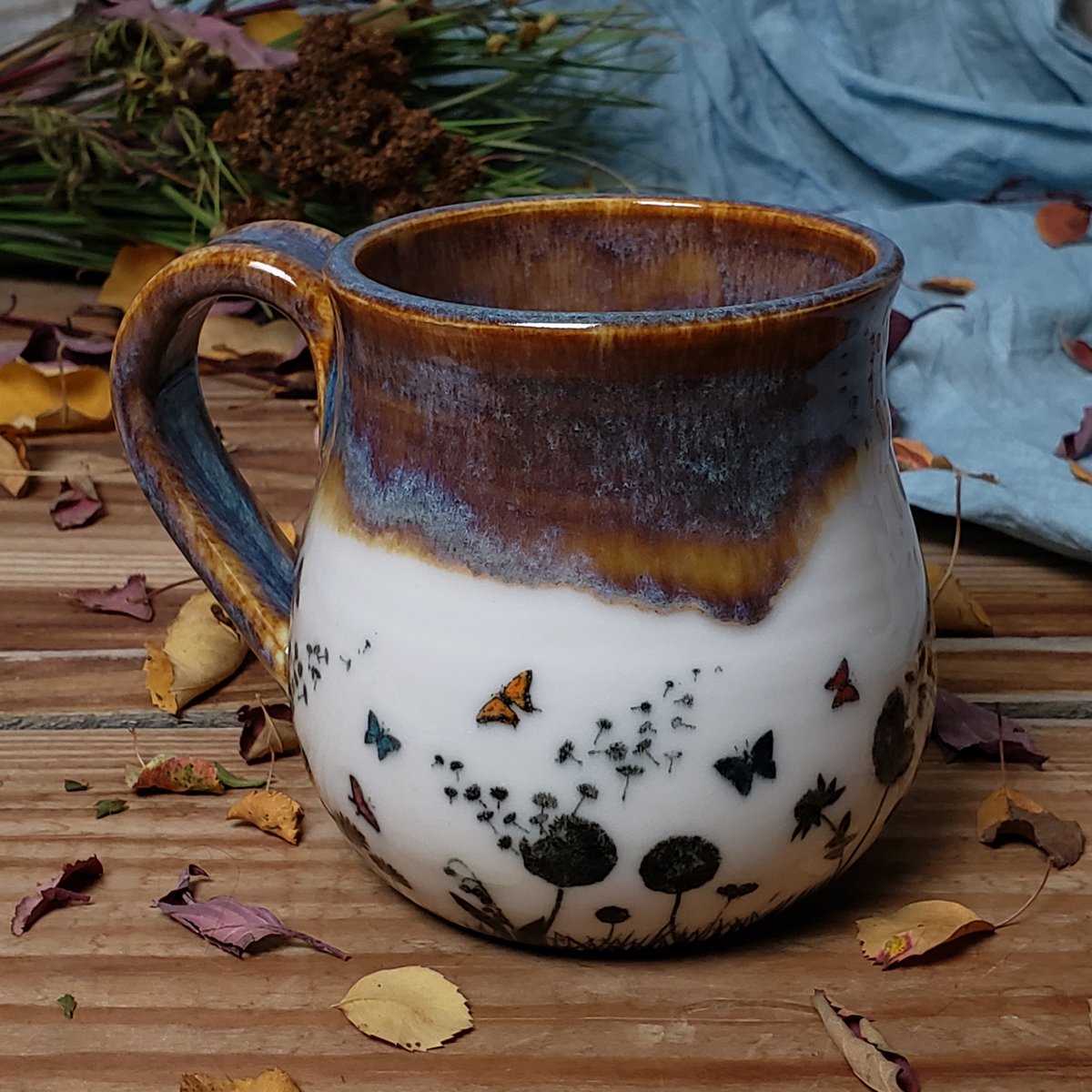 Image of Butterfly Friends mug 102402