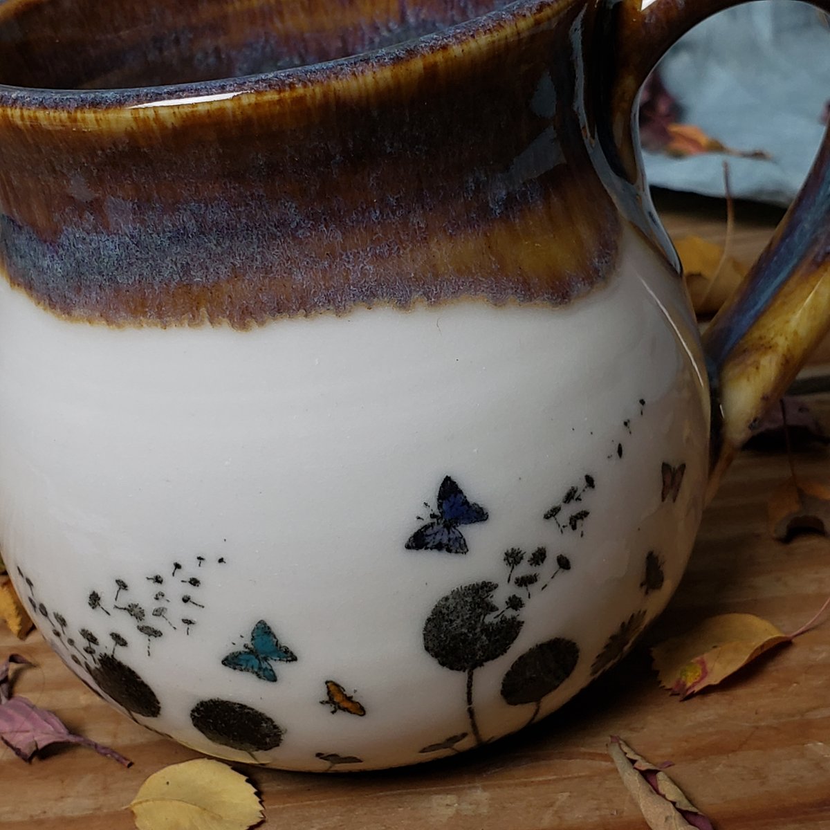 Image of Butterfly Friends mug 102403