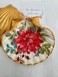 Shell trinket dish Christmas poinsettia design