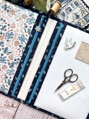 Image of The Ivie Stitch Case/Feathers and Flora