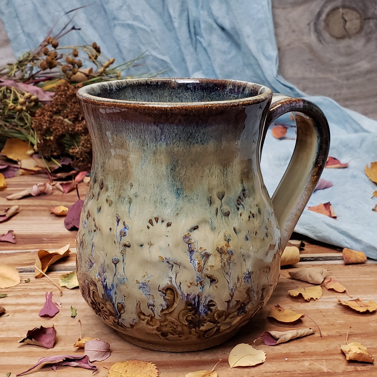 Image of Mountain Flower Honey Big Hug mug 102403