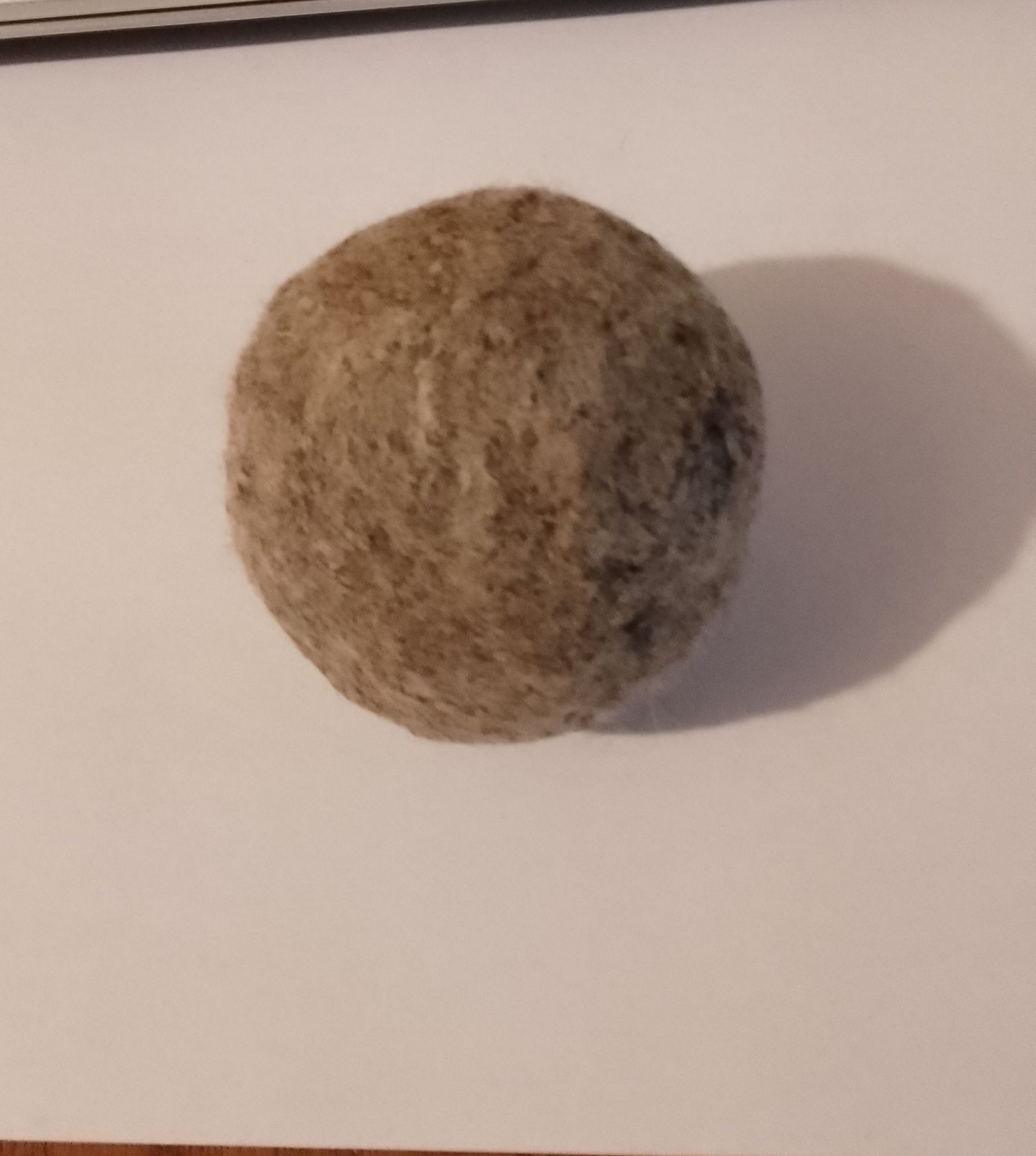 Image of FELTED LAUNDRY DRYER BALLS - Set of 3
