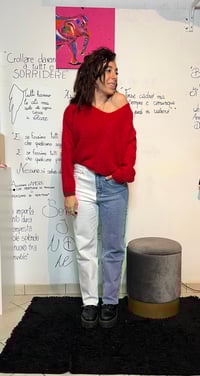 Image 4 of Maglione scollo a V