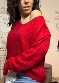 Image 3 of Maglione scollo a V
