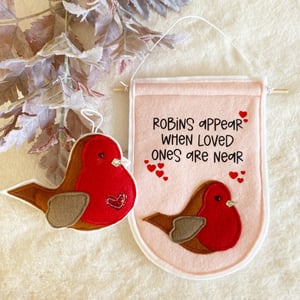 Image of Robins Appear When Loved Ones Are Near banner