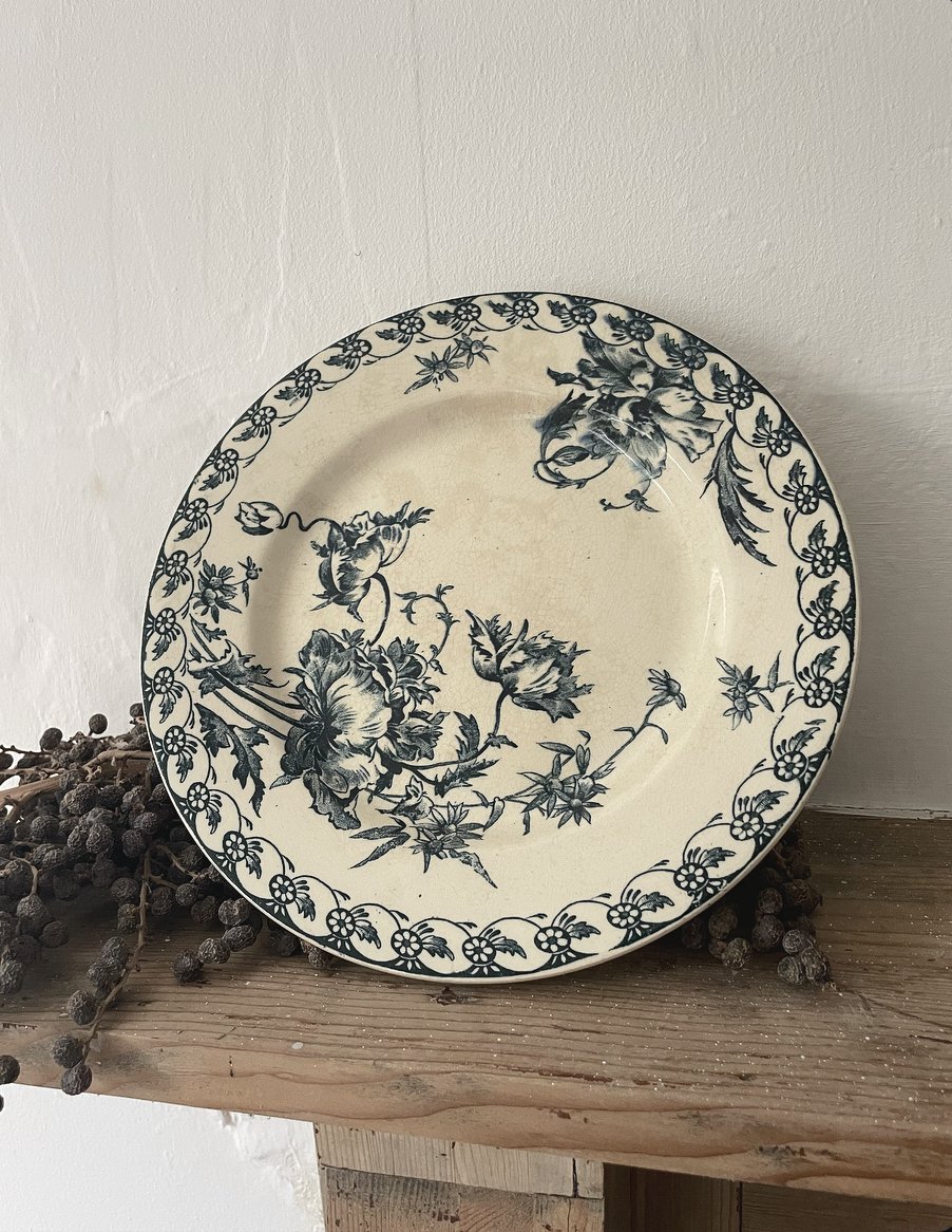 Image of Cake Stand 