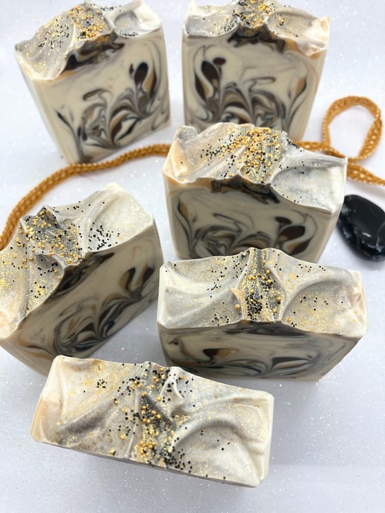 Image of Black Amber Musk