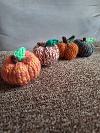 Image 2 of Mini Knitted Pumpkins (Set of 6)