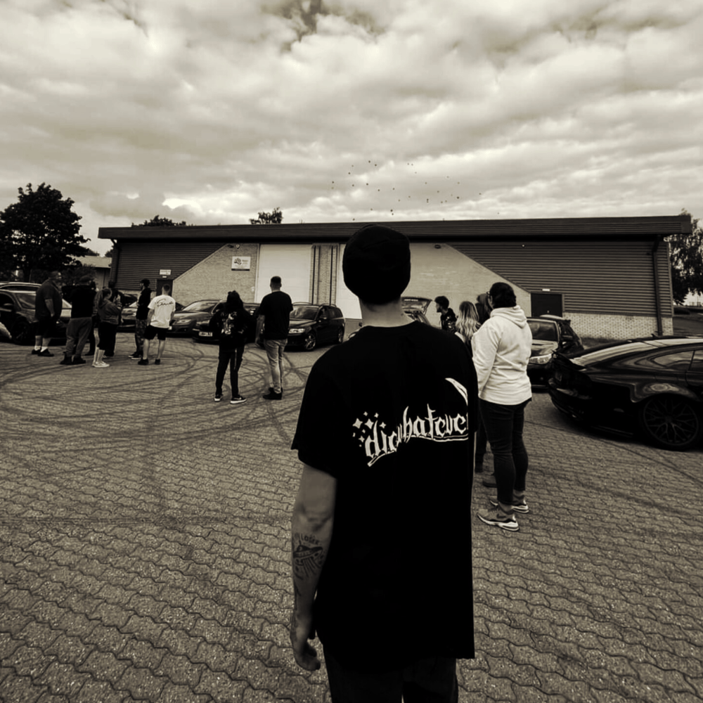 TEAM TEE