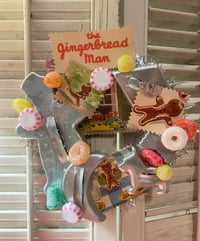 Vintage Gingerbread Man Cookie Cutter Christmas Wreath